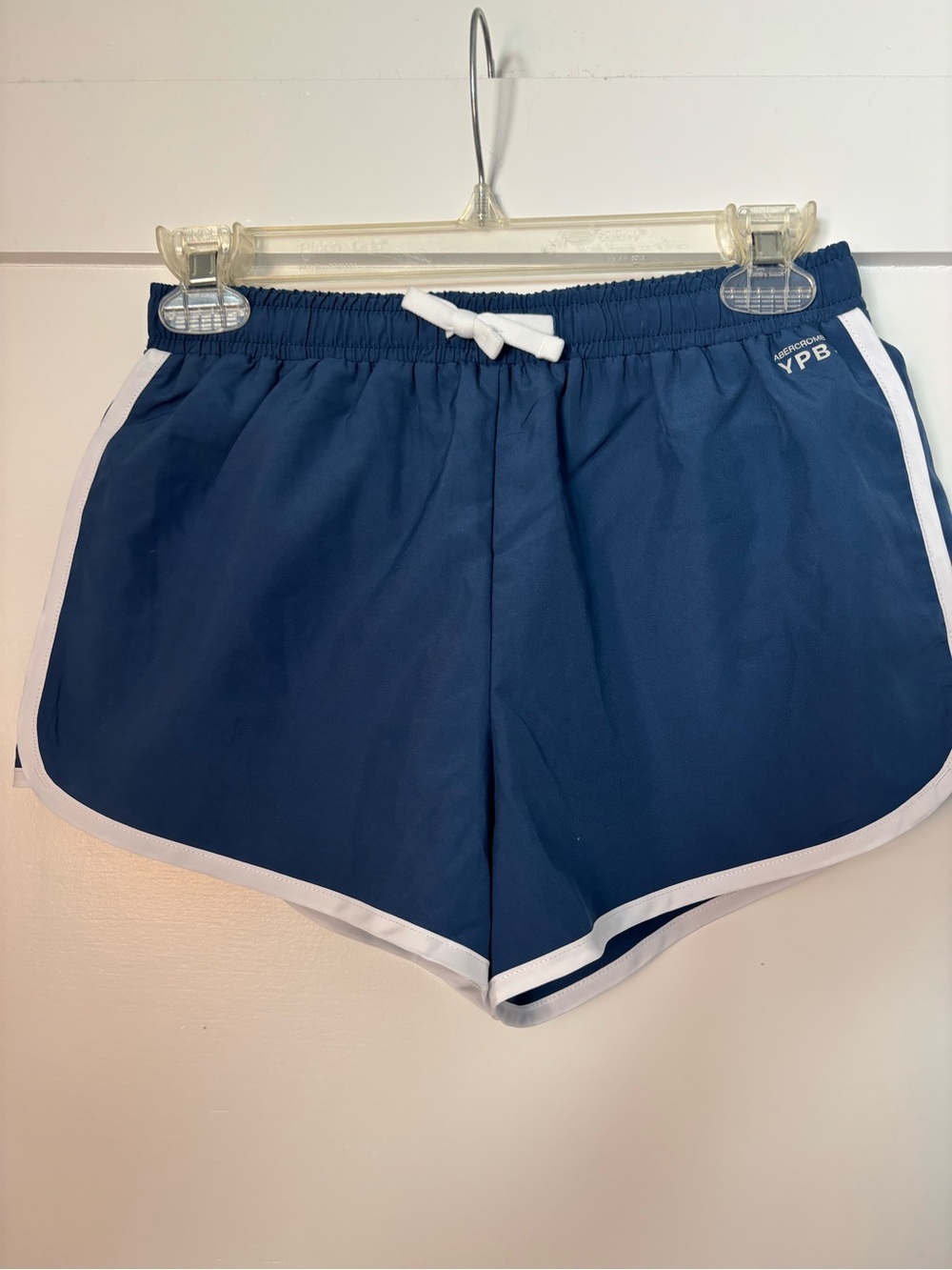 abercrombie kids Navy and White Athletic Shorts size 13-14